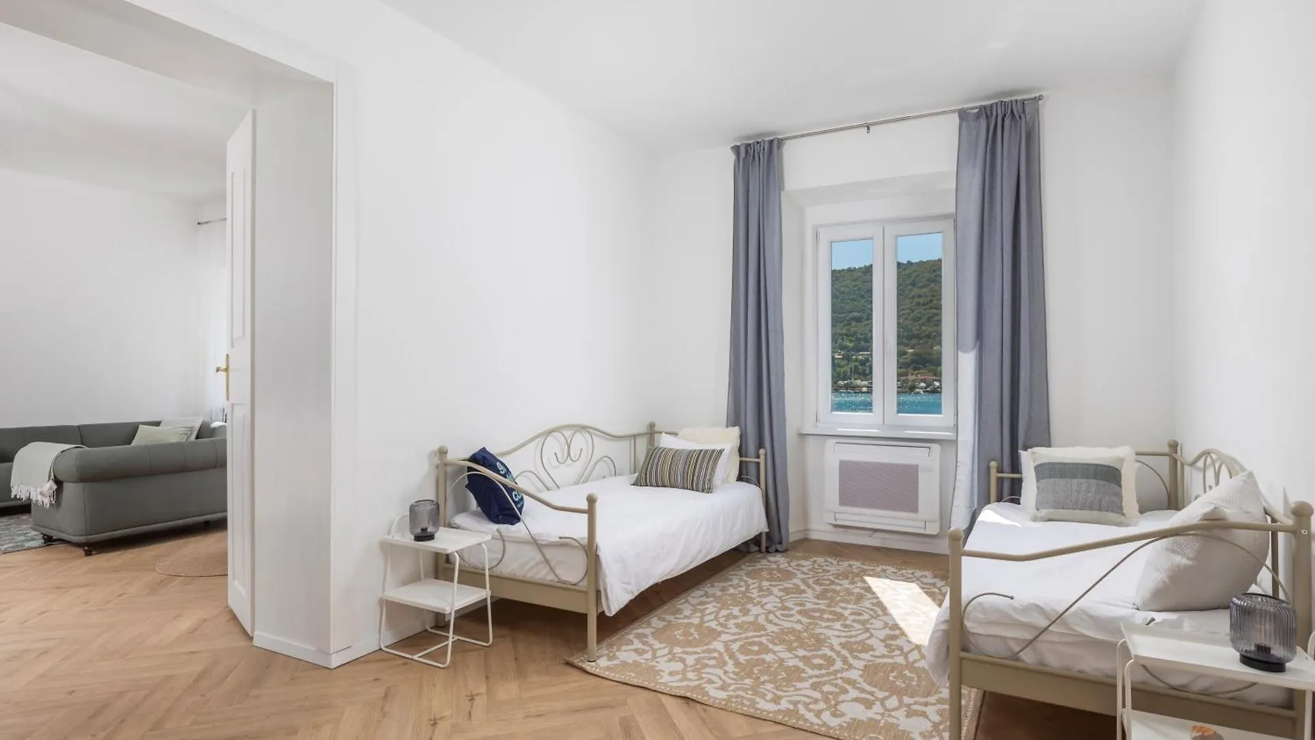 Apartment Nina Bakar 0*,